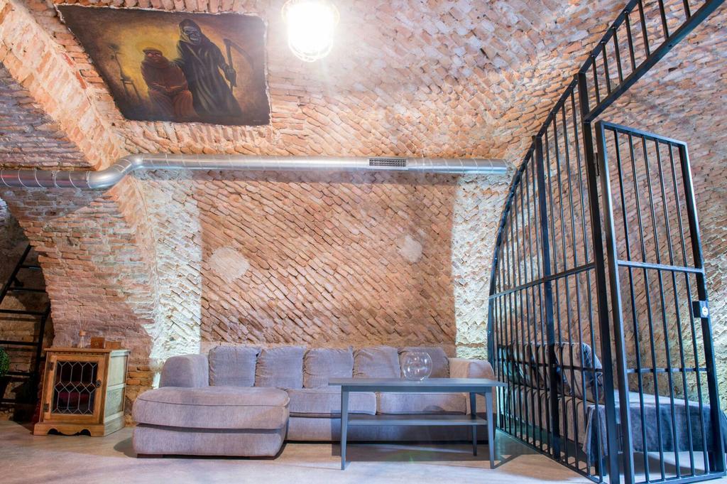 Unique Old Town Apartment วิลนีอุส ภายนอก รูปภาพ