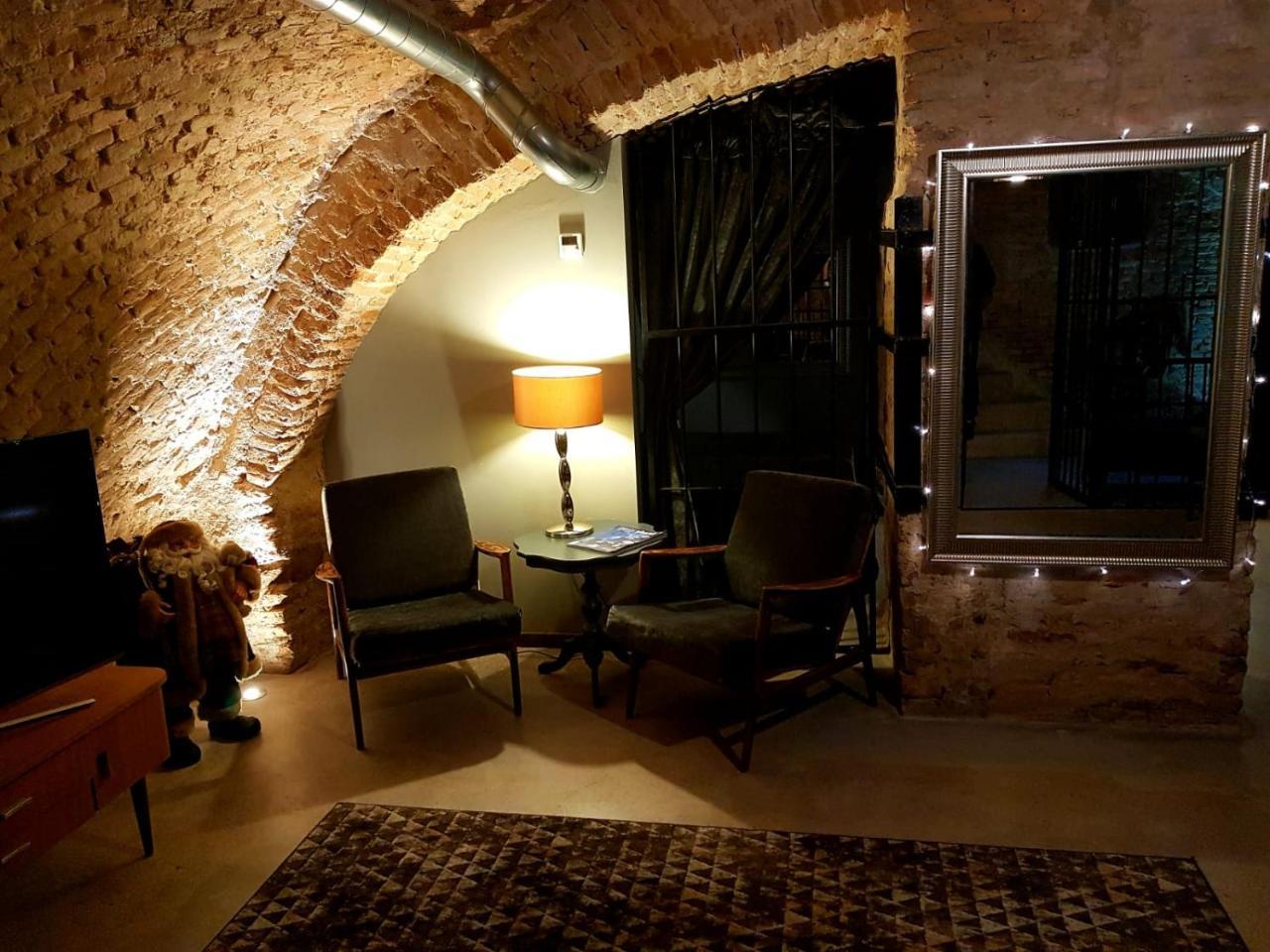 Unique Old Town Apartment วิลนีอุส ภายนอก รูปภาพ